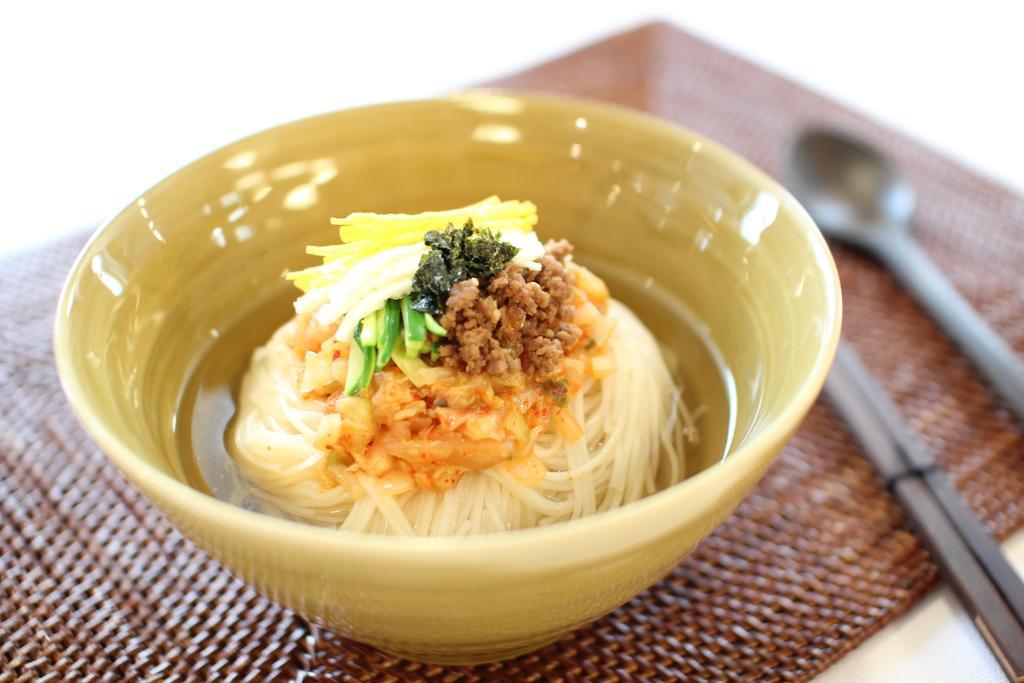 Vine Hanok Guesthouse Seoul Bagian luar foto