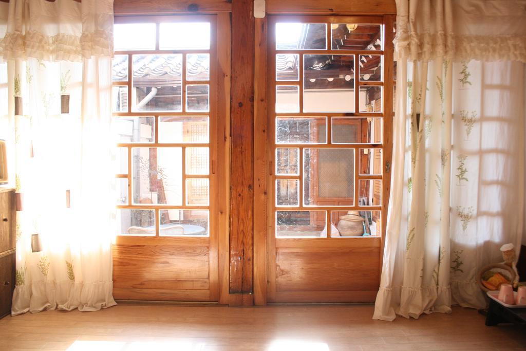 Vine Hanok Guesthouse Seoul Ruang foto