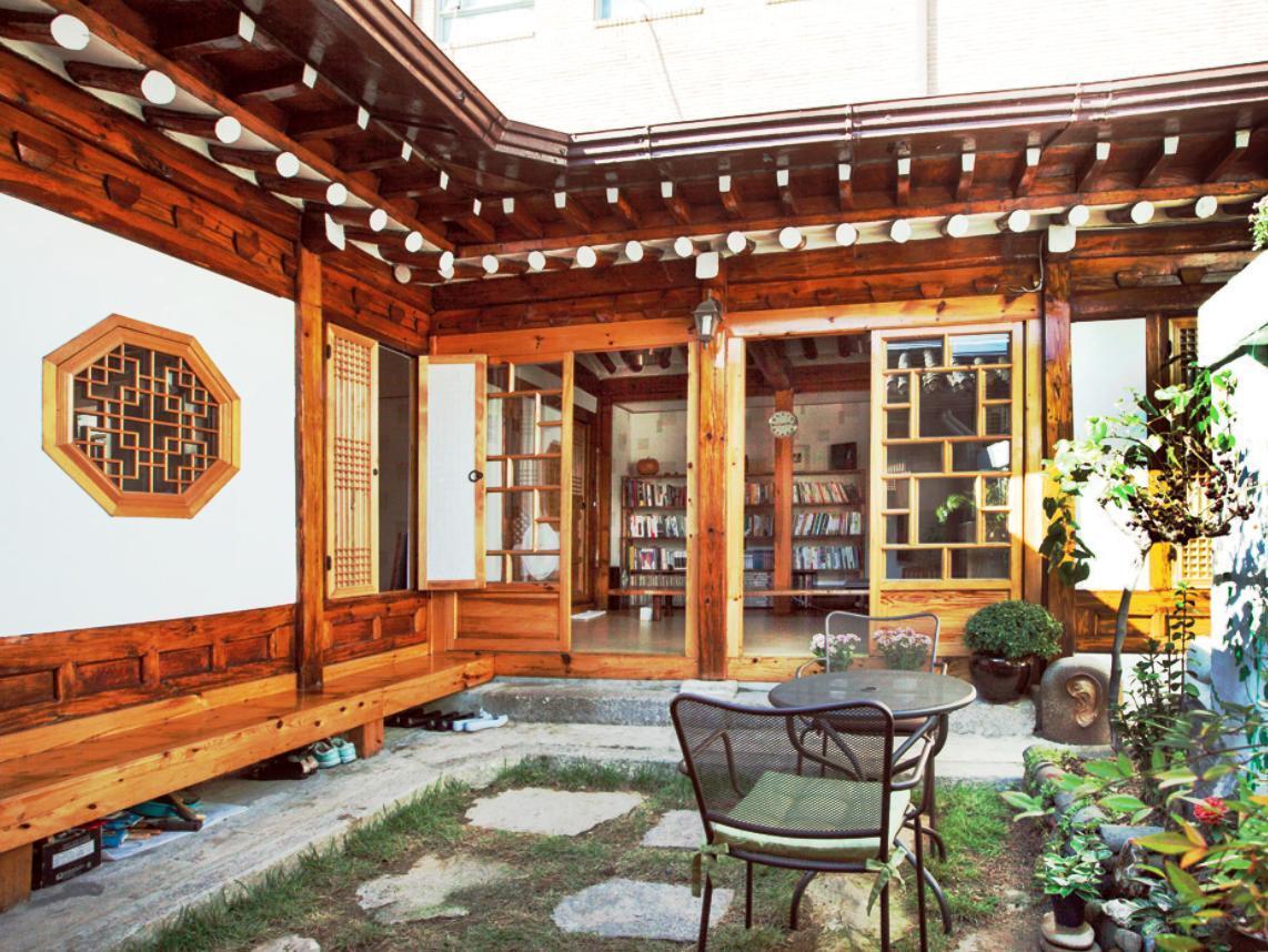 Vine Hanok Guesthouse Seoul Bagian luar foto