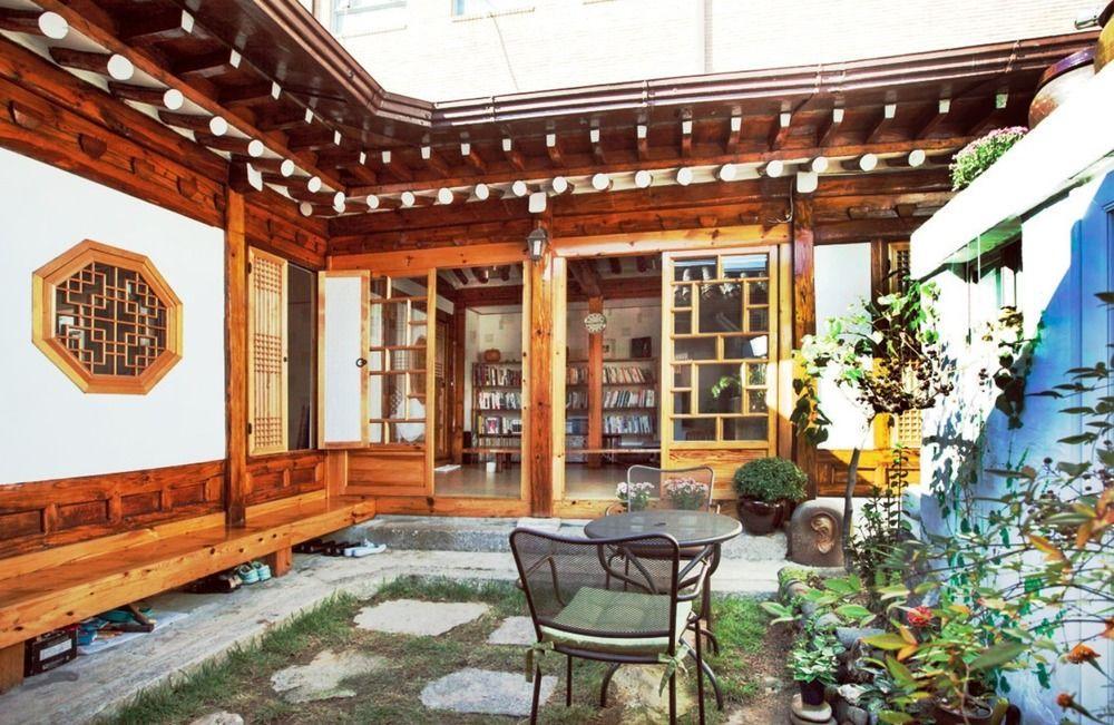 Vine Hanok Guesthouse Seoul Bagian luar foto